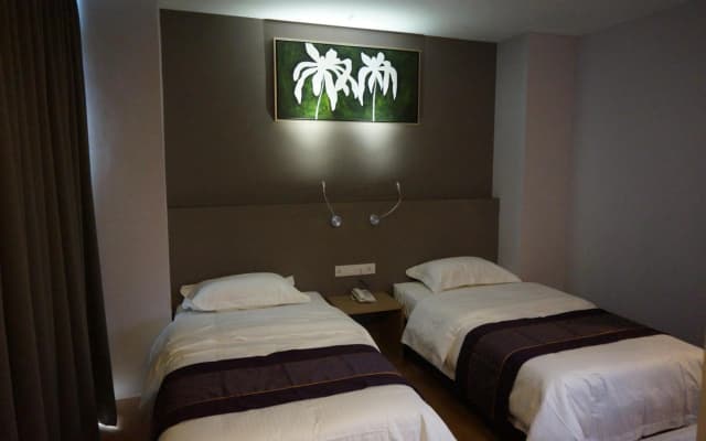Super 8 Hotel @ Bayan Baru - photo 4