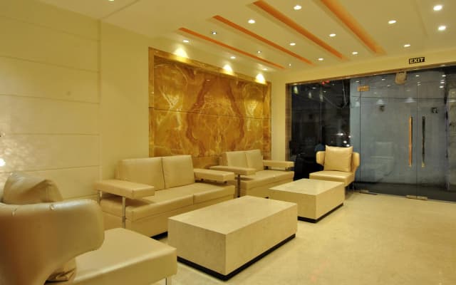 Hotel Sai Miracle - photo 2
