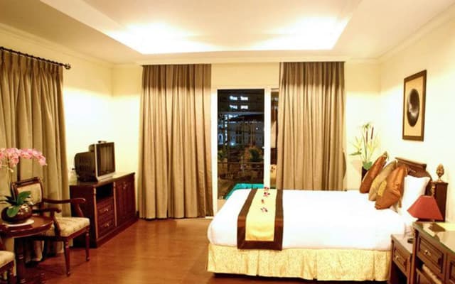 Eurasia Boutique Hotel - photo 4