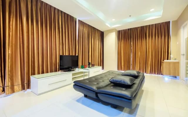 Penthouse 3br Sunter Park View Apartment - photo 3