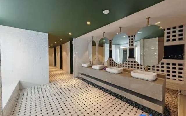 The Stallionz Signature Suites by IWH Suites - photo 5