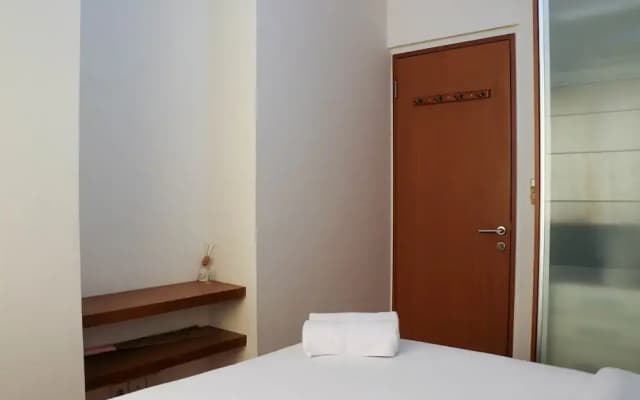 Strategic 2Br At Maple Park Sunter Apartment - photo 4