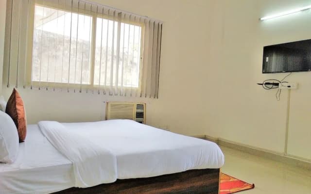 The Radiance Suites & Apartments - photo 3