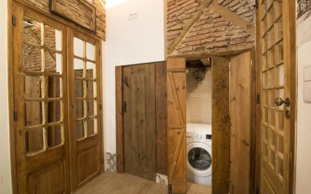 Romantic Medieval Apartment - photo 5