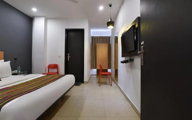 Hotel Orchid Saffron - photo 2