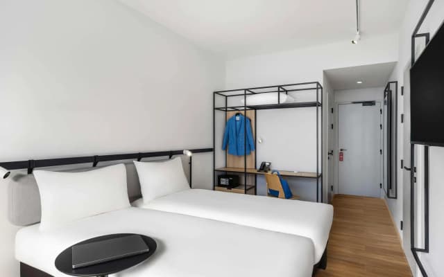 ibis Budapest Stadium - photo 2