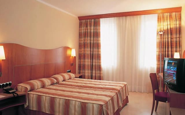 Hotel Aristol - Sagrada Familia - photo 3