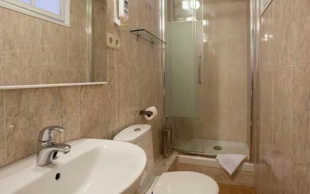 Las Ramblas Bacardi Apartments - photo 5
