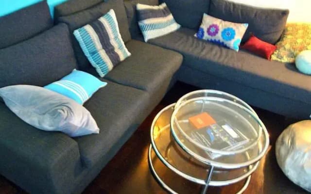 Comfortable Artist Loft - photo 2