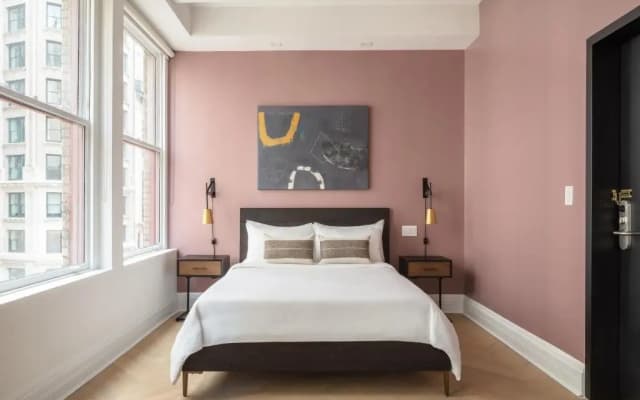 Flatiron Hotel - photo 2