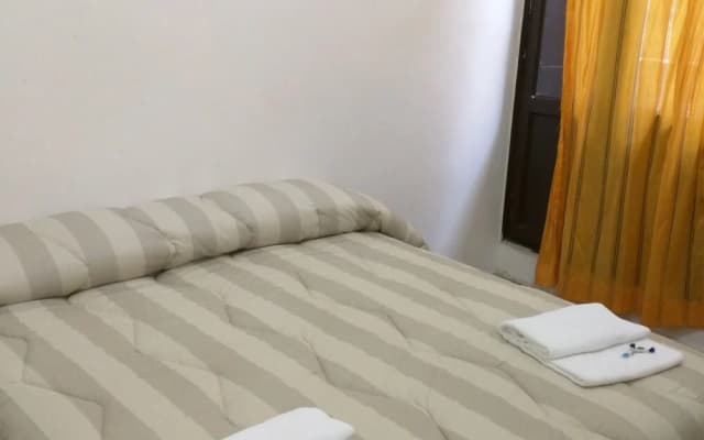 Venice Canal View Apartment - photo 2
