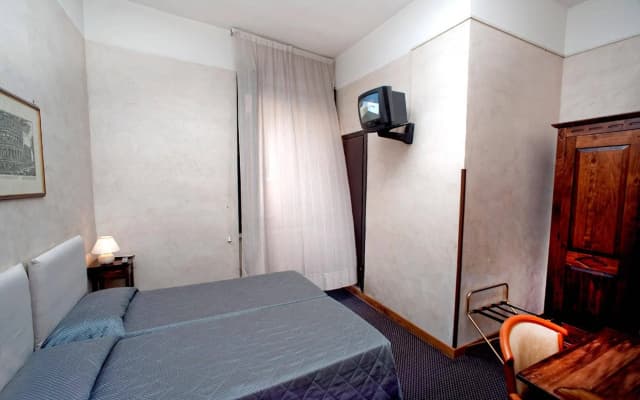 Hotel Elite - photo 5