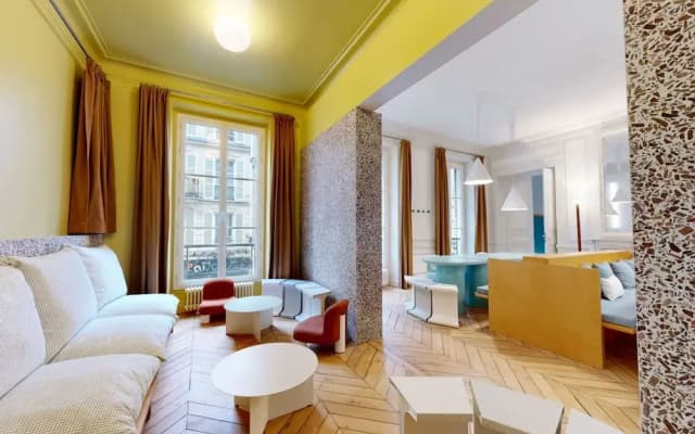 Delightful 1-bed Studio w Shared Co-working Space - photo 3