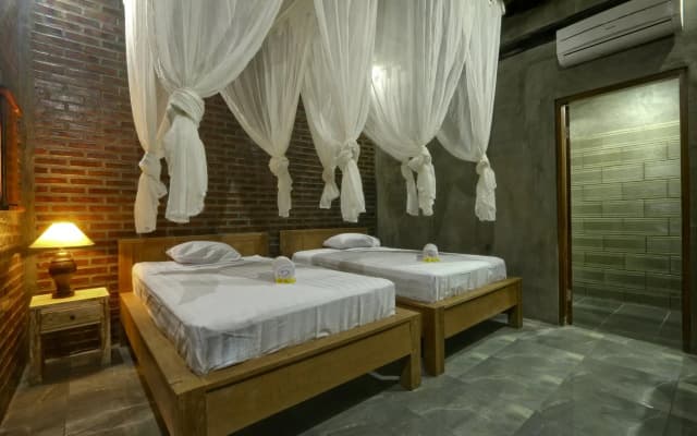 Tropical Canggu Hostel - photo 4