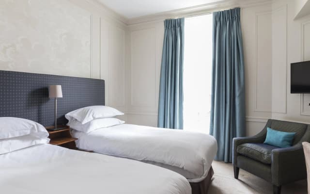Sloane Square Hotel - photo 3