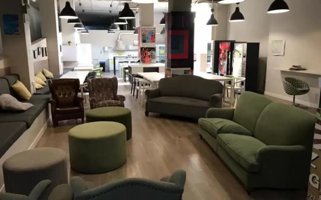 Hola Hostal Eixample - Hostel - photo 2