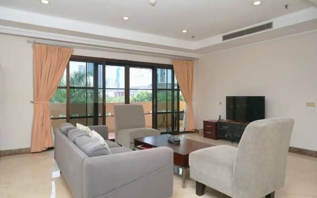 Modern and Spacious 2BR at Kusuma Chandra Apartment By Travelio - photo 4