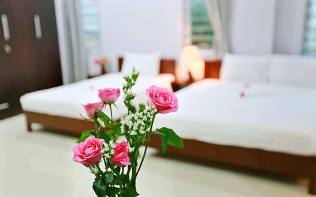 Gold House Hotel - photo 3