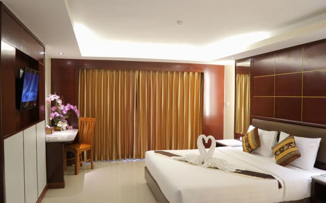Achada Beach Pattaya - photo 3