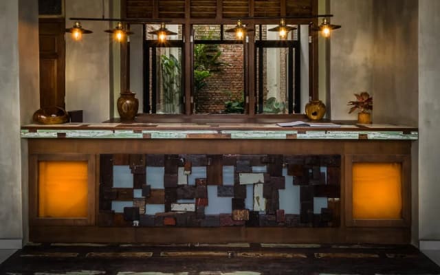 Treasures Hotel and Suites - photo 2
