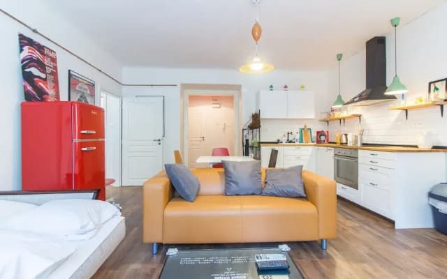 Moravska Unique Design Apartment - photo 3