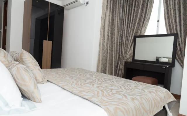 Crown Properties - photo 4