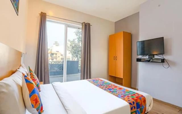 Hotel Yellow Chilli - photo 3