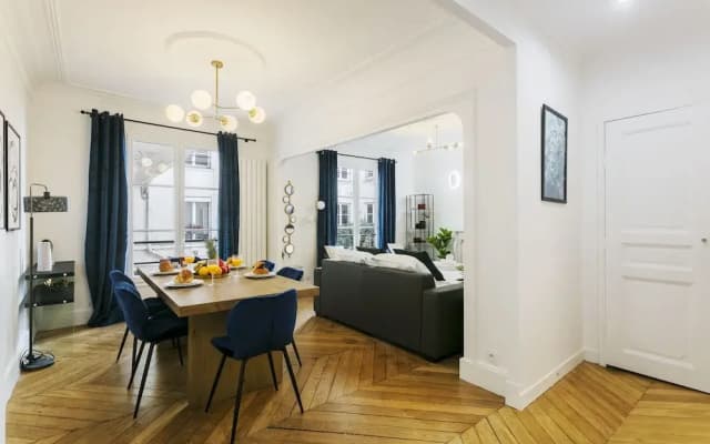 Louvre - Tuileries Gardens Apartment - photo 3