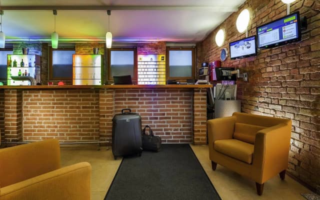ibis Styles Berlin City Ost - photo 2