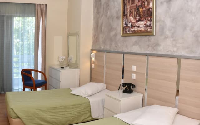 Hotel Socrates - photo 4
