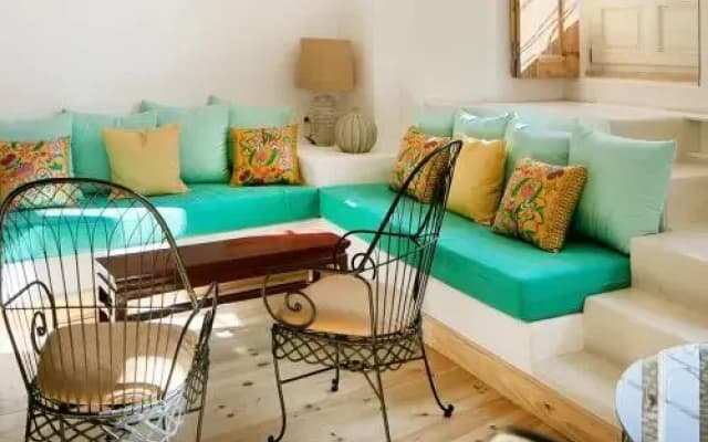 Old Town Deluxe Duplex Suite - photo 3