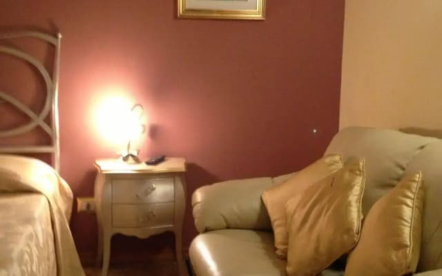 Miriam Guesthouse - photo 3