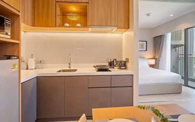 Laguna Lakeside Residences - photo 5