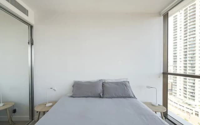 Modern Apartment in Darling Harbour - photo 3