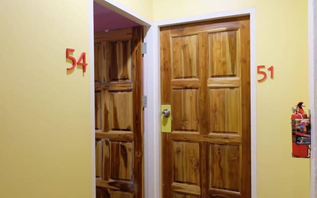 AK Hostel - photo 2