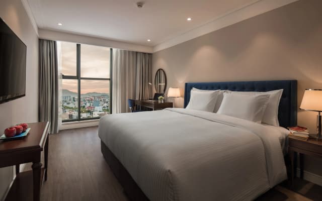 Altara Suites Da Nang - photo 3
