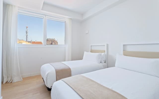 Uma Suites O'Donnell - photo 2