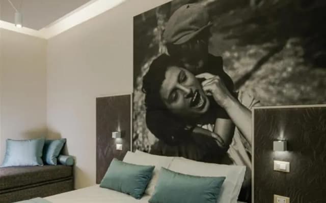 Via Veneto Luxury Suites - photo 2