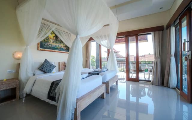 Adi Bisma Inn - photo 2