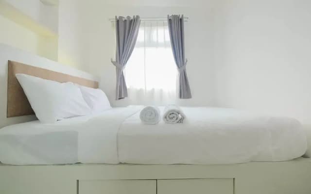 2BR at Green Pramuka Apartment with Mall Access - photo 3