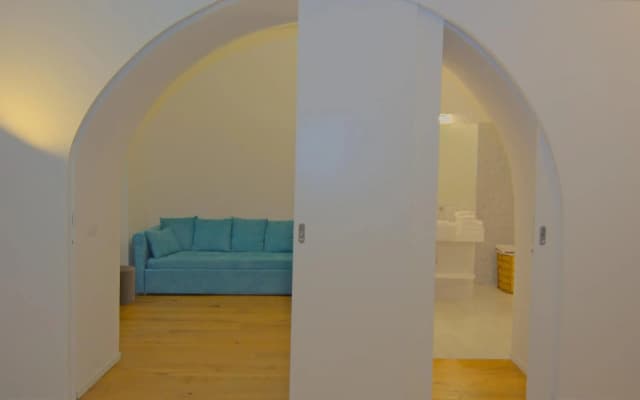 CasaBlanca Apartment - photo 5