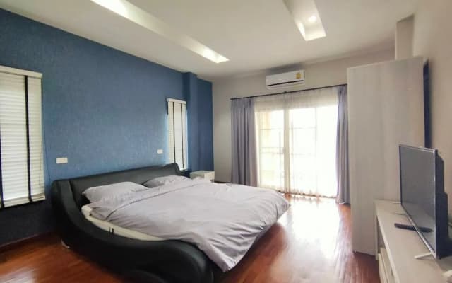 Lan House Pool Villa - photo 4