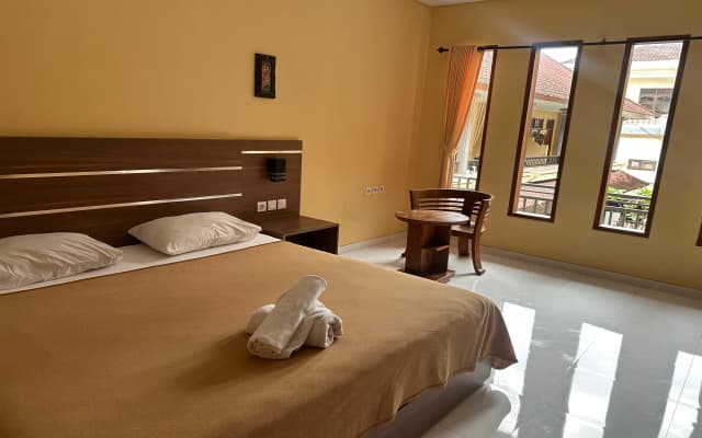Gora Beach Inn - photo 3