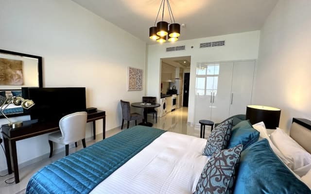 LuxBnB Ghalia Jumeirah Village Circle - photo 4