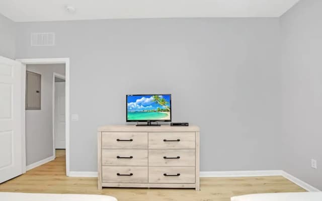 Luxurious 3BD Home Close to Convention Center and Themed Parks! #3vc209 - photo 3