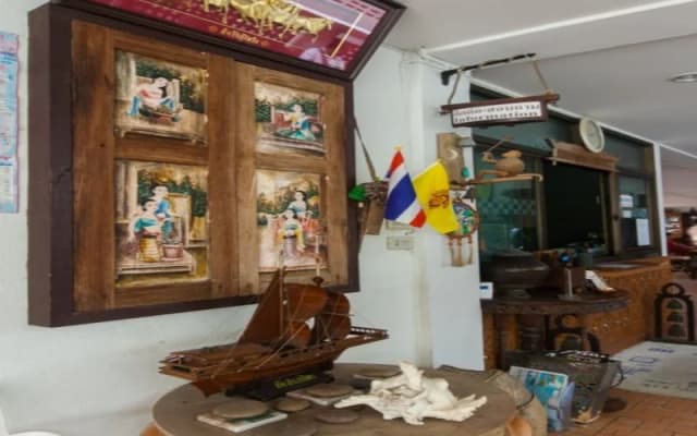 Hua Hin Place Guesthouse - photo 3