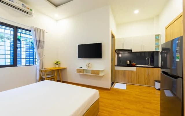 Bespoke Apartment - photo 2