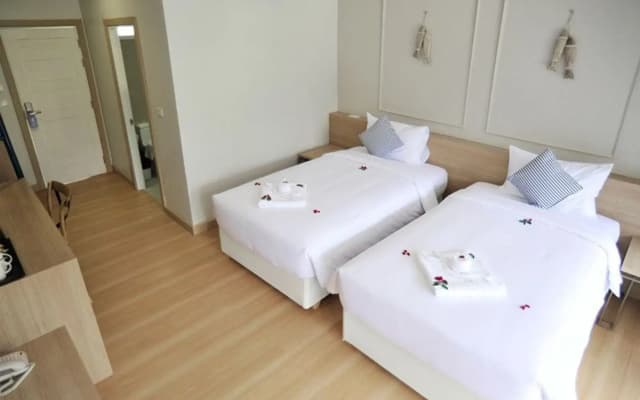 Combo Beach Hotel Samui - photo 3
