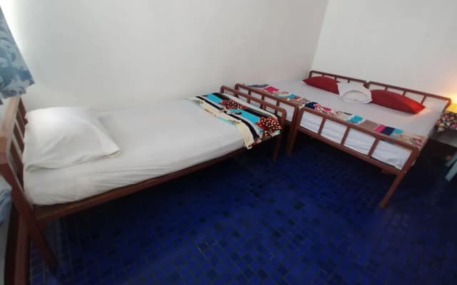 Prasuri Guest House - photo 4