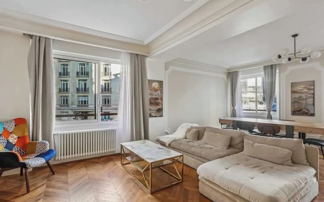 Superb Haussmann-style apt - 2bdr/6p - Trocadero - photo 4
